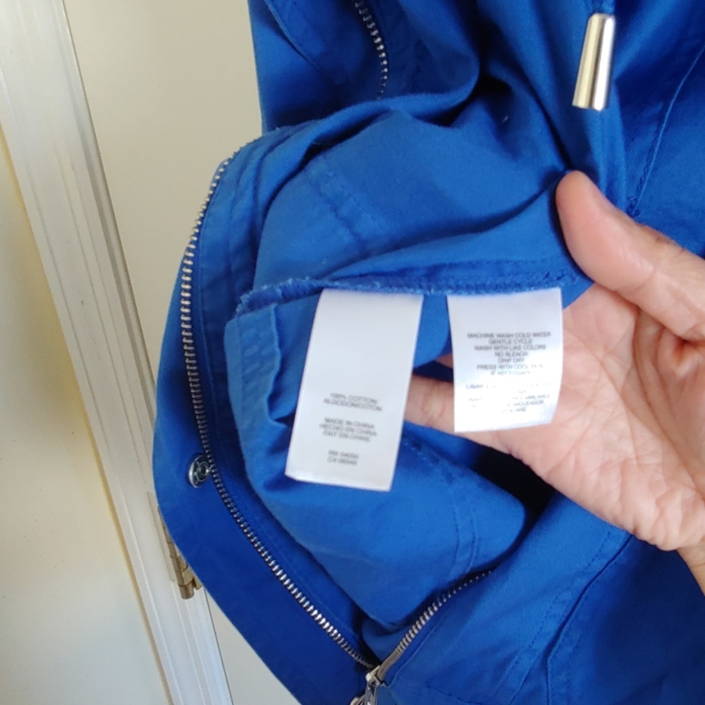 Blue jacket - Picture 6 of 6